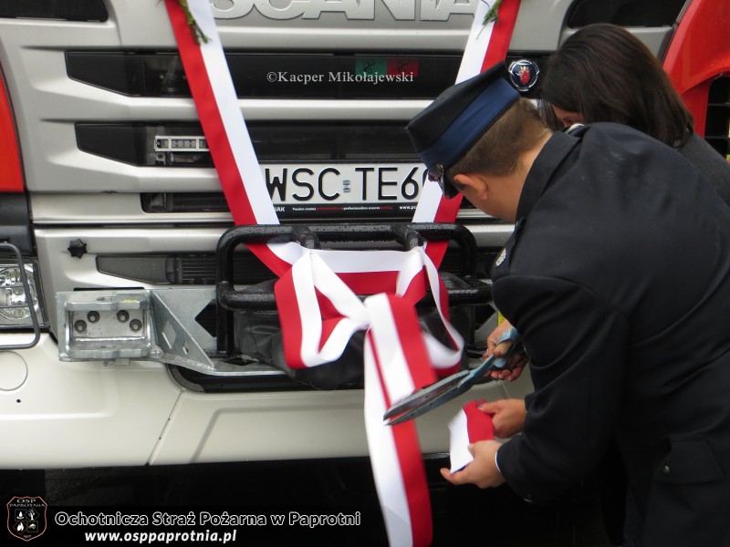  PRZEKAZANIE NOWEGO SAMOCHODU MARKI SCANIA ·