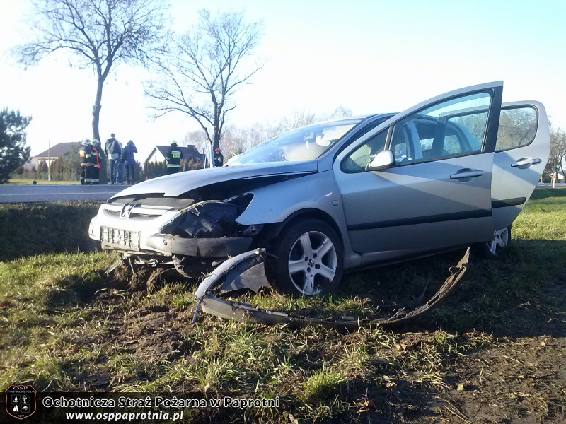 Wypadek na trasie krajowej 92 w miejscowości  Kozuszki Parcel
