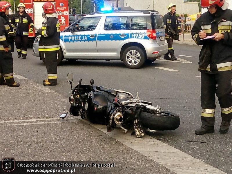 Wypadek w  Paprotni z udziałem Motocyklisty 