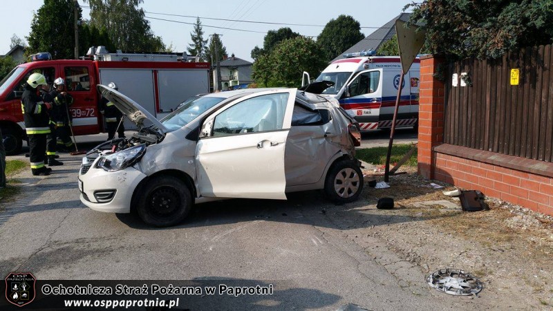 kolizja na skrzyżowaniu 