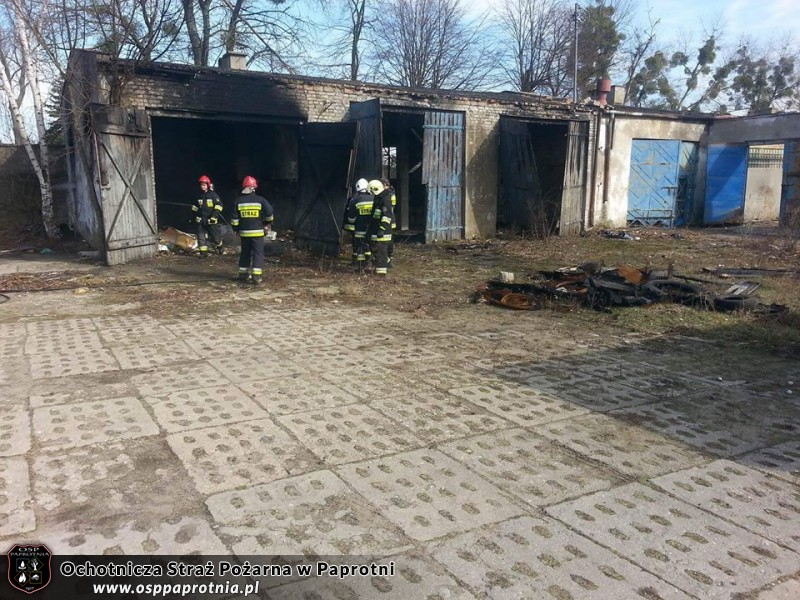 Pożar opuszczonych  garaży